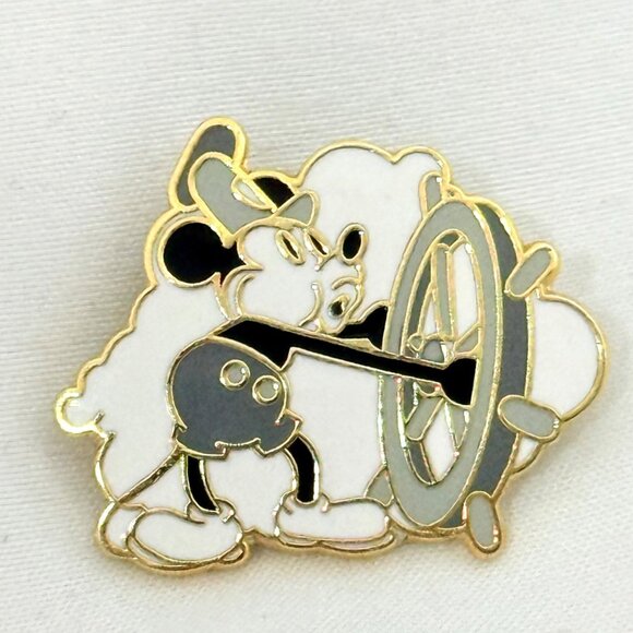 Walt Disney World Mickey Mouse Steamboat Willie Enamel Pin Collectible - Picture 2 of 4